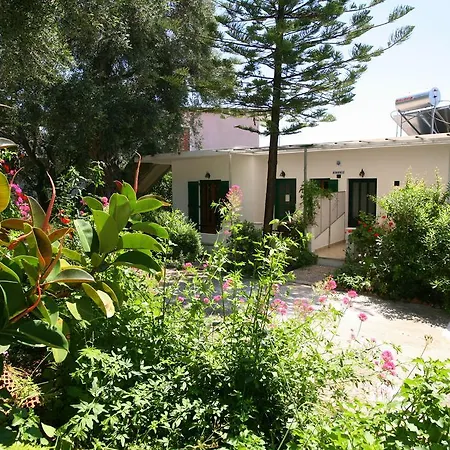 Alex-giannis Apartments, *