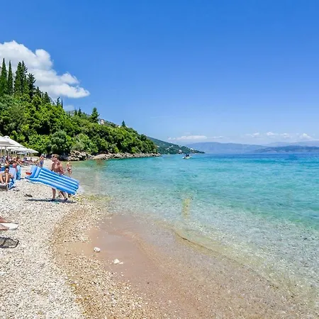 Alex-giannis Apartments, Μπαρμπάτι