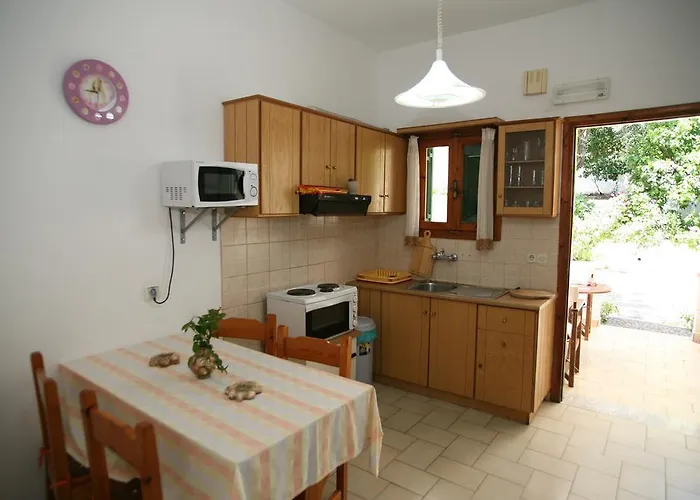 Alex-giannis Apartments, Апартаменты Барбати