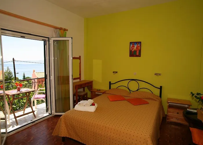 Alex-giannis Apartments, Апартаменты *