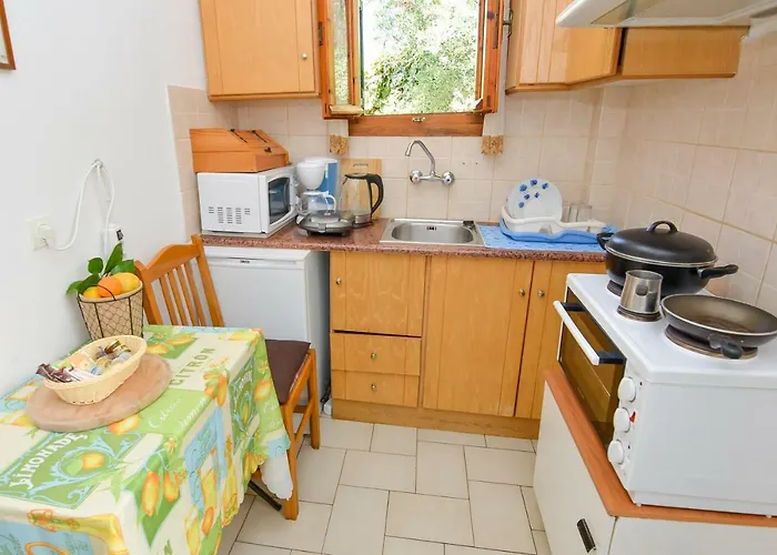 Alex-giannis Apartments, Апартаменты *
