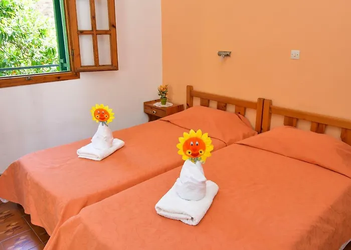 Alex-giannis Apartments, * Барбати