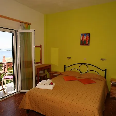 Alex-giannis Apartments, Apartamento *